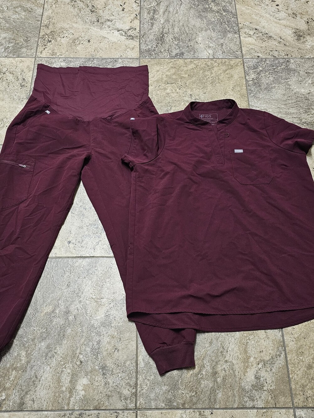 FIGS Maternity Scrub Set Top and Pants - Size Large - Maroon